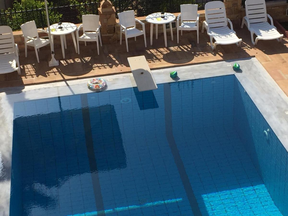 Toulipa Rooms Agia Ermioni Luaran gambar