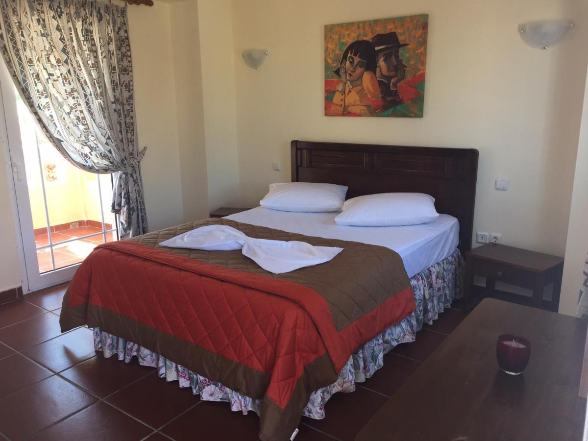 Toulipa Rooms Agia Ermioni Luaran gambar