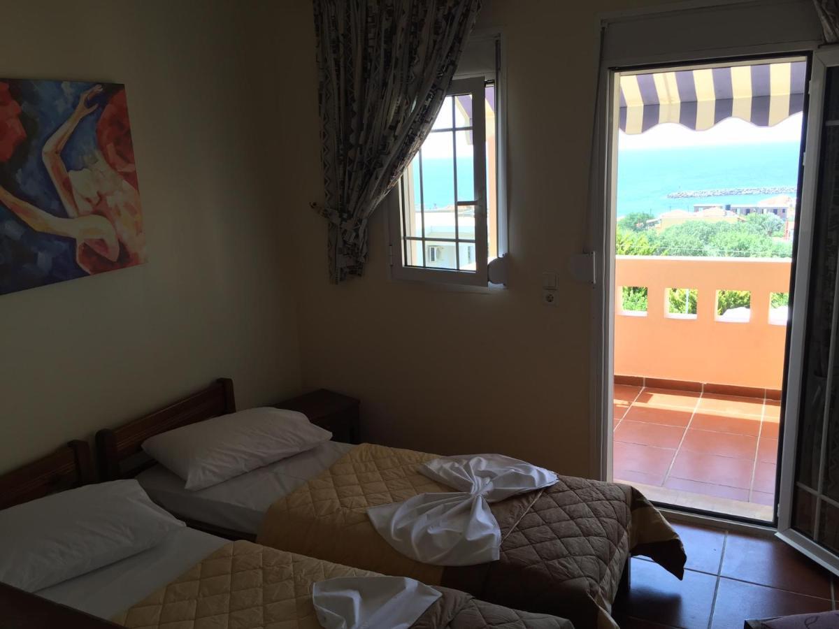 Toulipa Rooms Agia Ermioni Luaran gambar