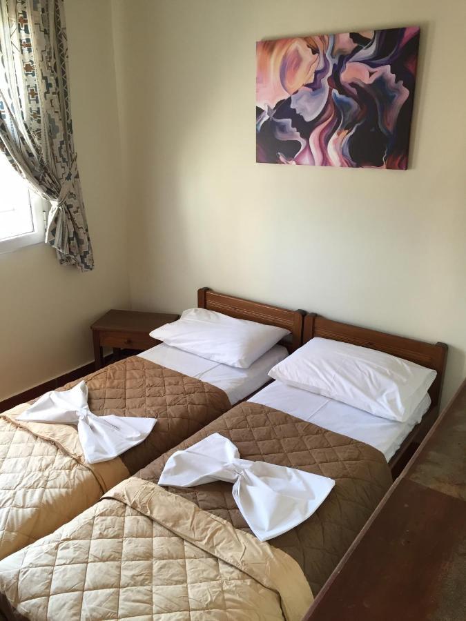Toulipa Rooms Agia Ermioni Luaran gambar