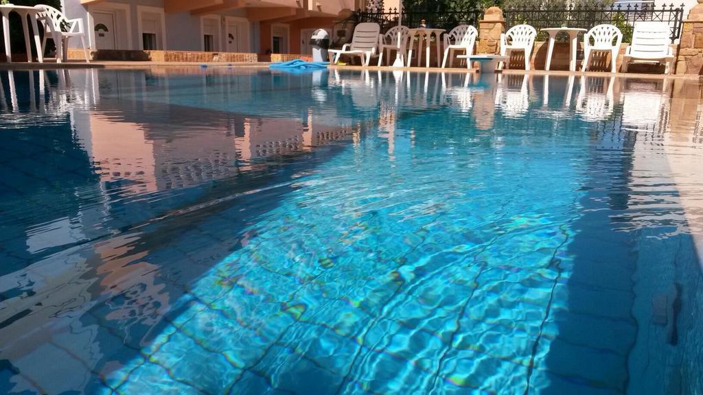 Toulipa Rooms Agia Ermioni Luaran gambar