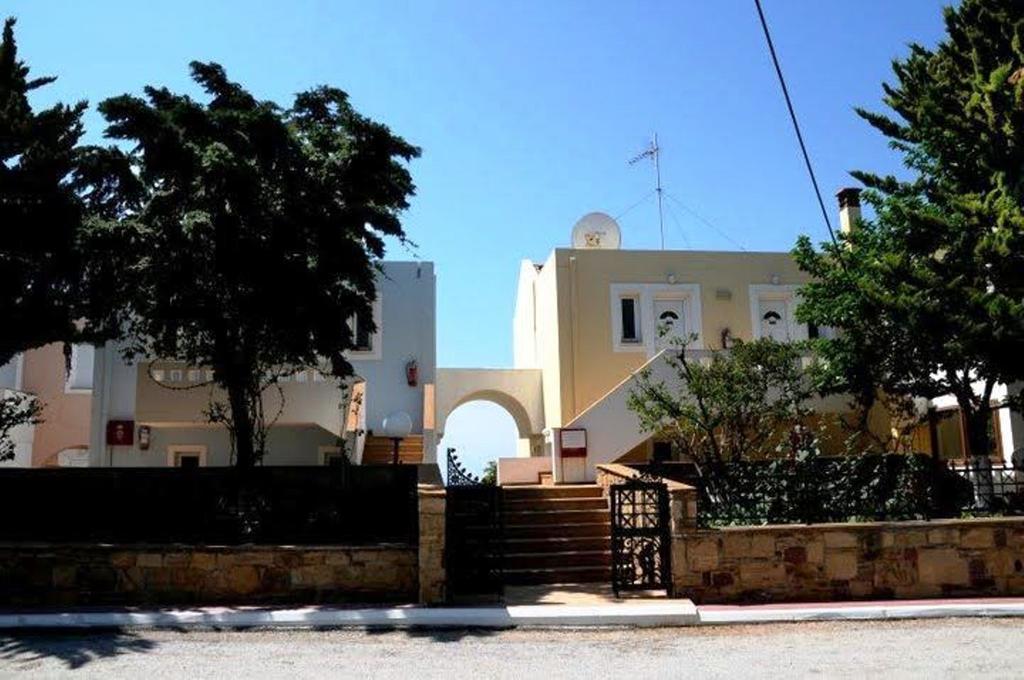 Toulipa Rooms Agia Ermioni Luaran gambar