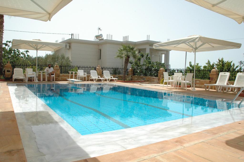 Toulipa Rooms Agia Ermioni Luaran gambar